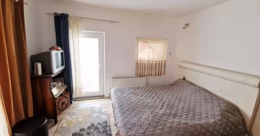 Casă Zănești