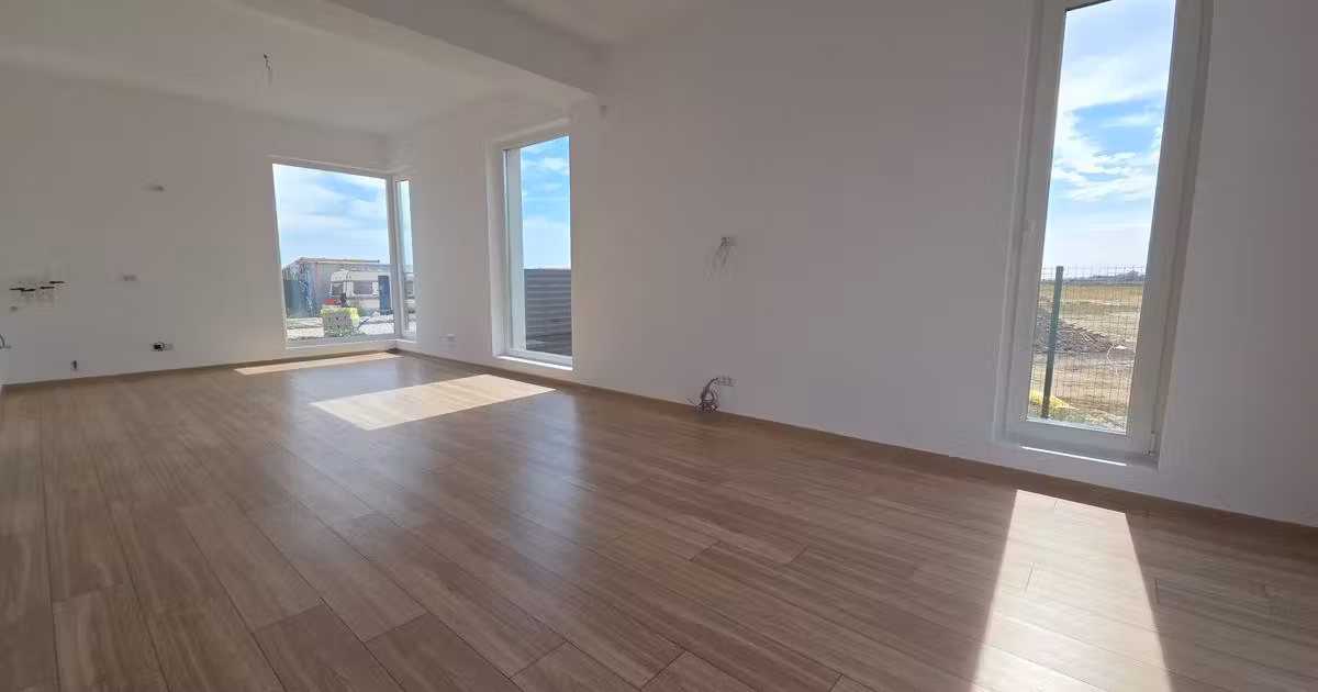 Casă individuală de vânzare cu 3 camere în Berceni