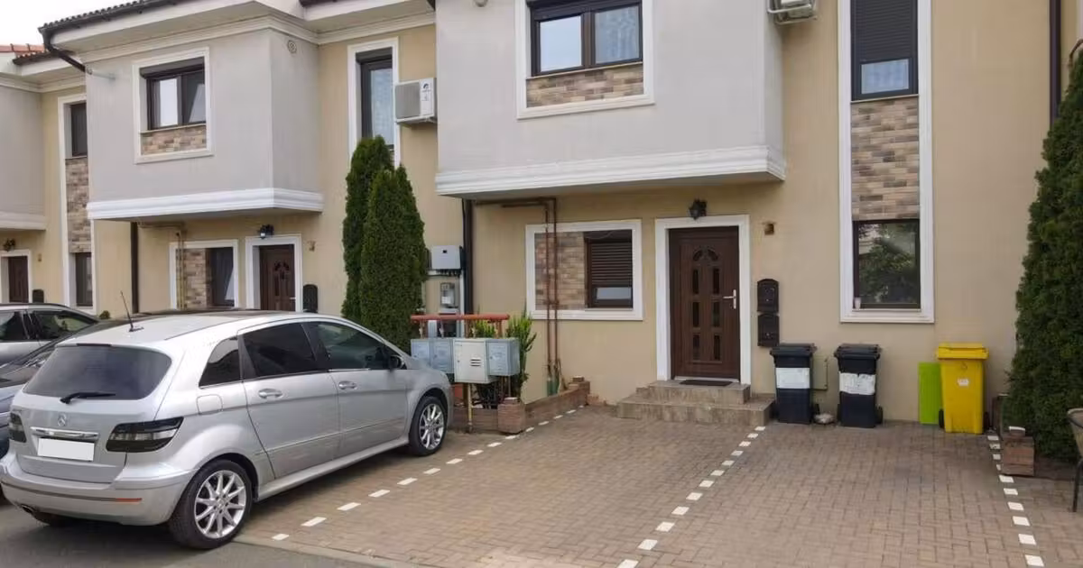 Apartament de vânzare cu 2 camere, mobilat în Giroc