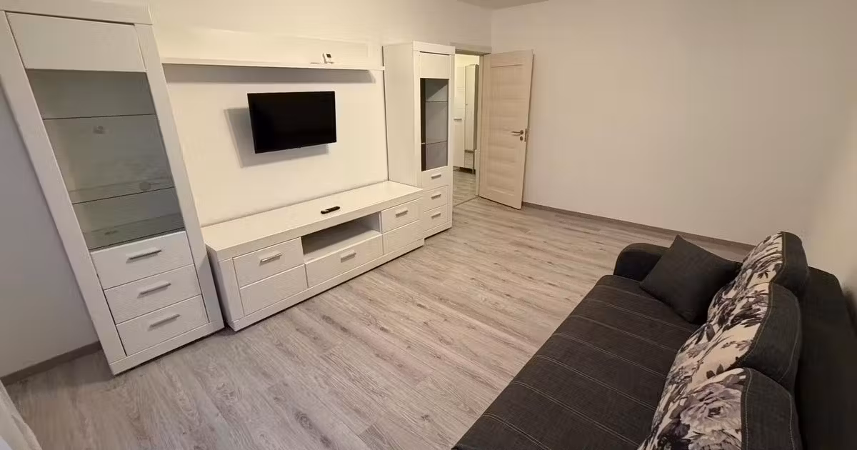 Apartament de vânzare cu 3 camere, mobilat în zona Dacia, Constanța