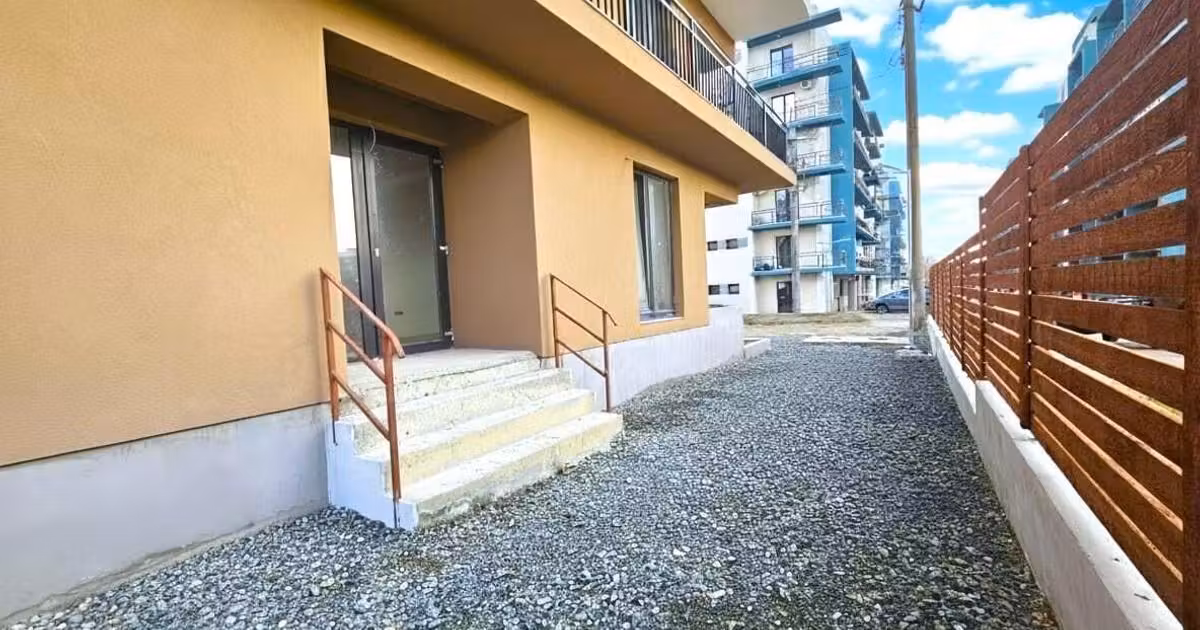 Birou de vânzare de 36.5 mp, în Năvodari