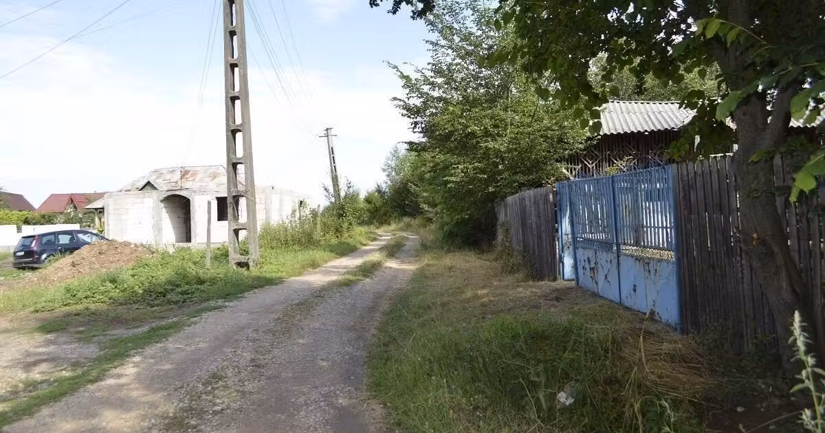 Teren Construcții intravilan de vânzare de 4700 mp, în zona Suseni, Târgoviște