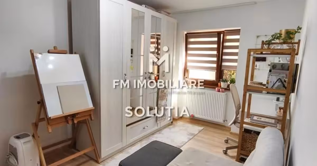 Apartament de vânzare cu 3 camere în zona Ultracentral, Baia Mare