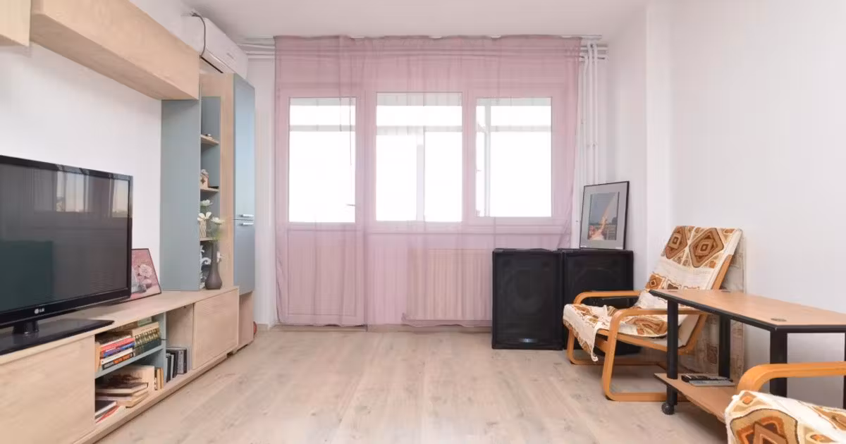Apartament de vânzare cu 2 camere, mobilat în zona Tineretului, Sector 4