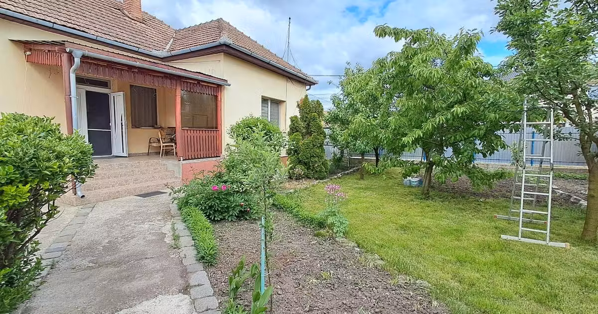 Casă individuală de vânzare cu 4 camere în Apahida