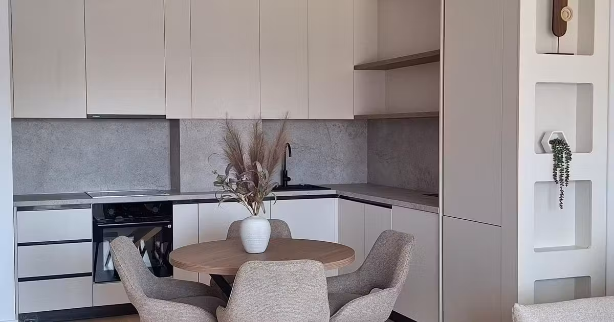 Apartament de vânzare cu 2 camere, mobilat în Florești