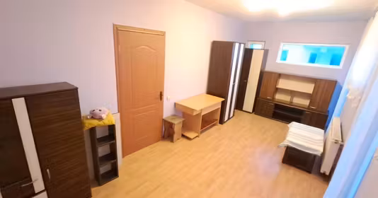 Apartament Florești