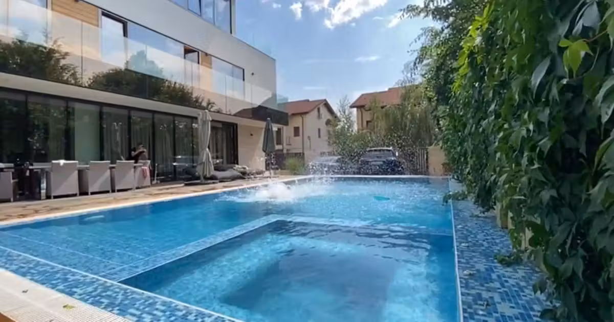 Casă individuală de vânzare cu 5 camere în zona Sisești, Sector 1