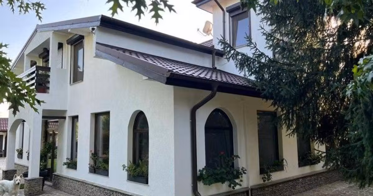 Casă individuală de vânzare cu 7 camere în Snagov