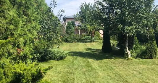Casă Crevedia