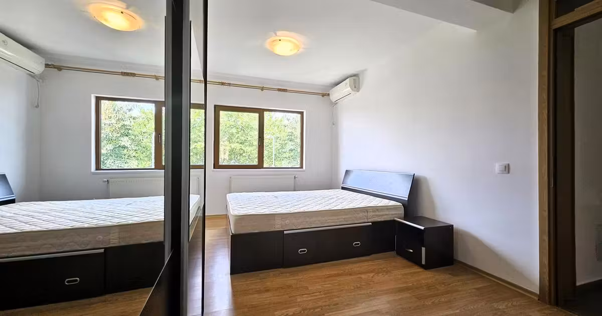 Apartament de vânzare cu 4 camere în zona Giulești, Sector 6