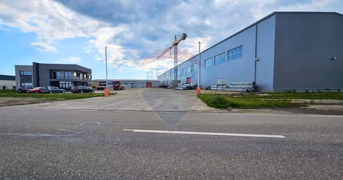 Spațiu comercial · 9697 m², Ariceștii Rahtivani, Ploiești