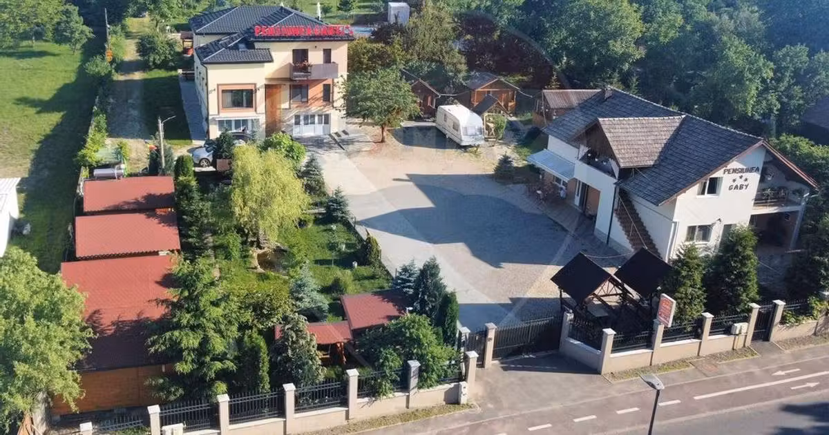 Hotel/Pensiune de vânzare în zona Făget, Cluj-Napoca