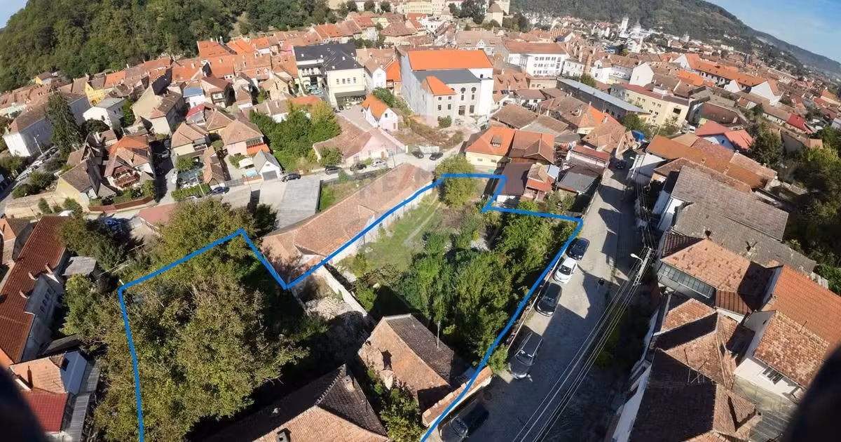 Teren Construcții intravilan de vânzare de 1949 mp, în Sighișoara