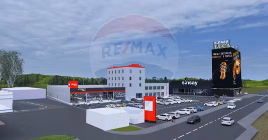 Spațiu comercial Est