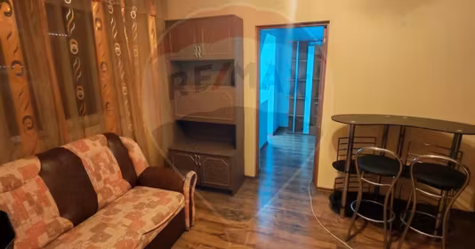 Apartament Est