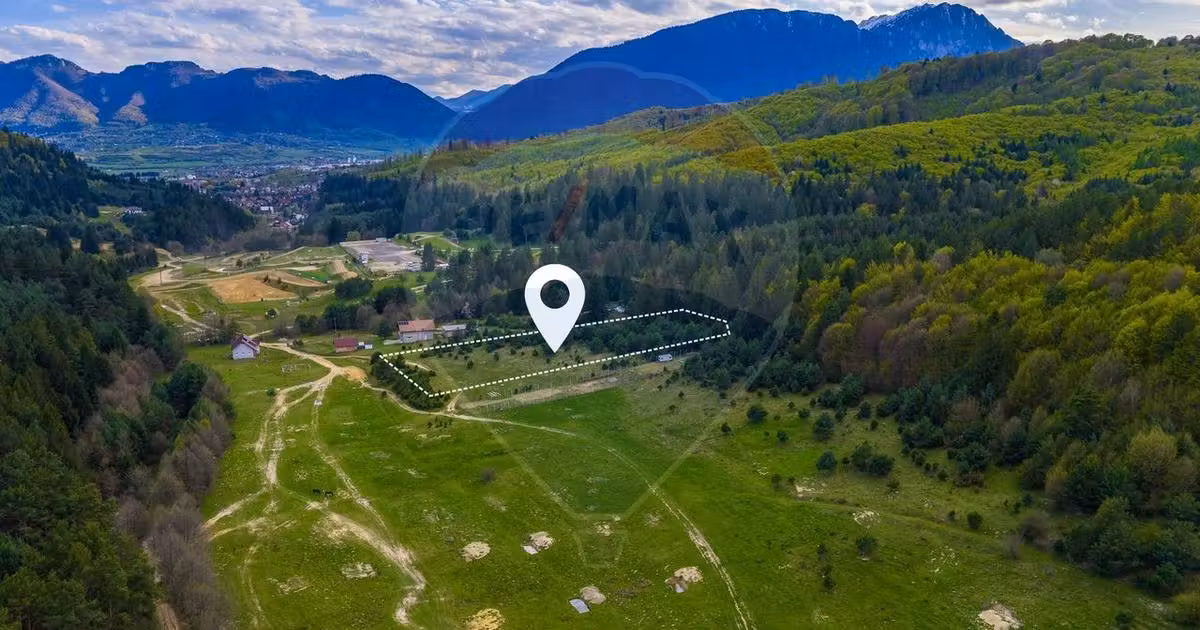 Teren Construcții intravilan de vânzare de 10000 mp, în Zărnești