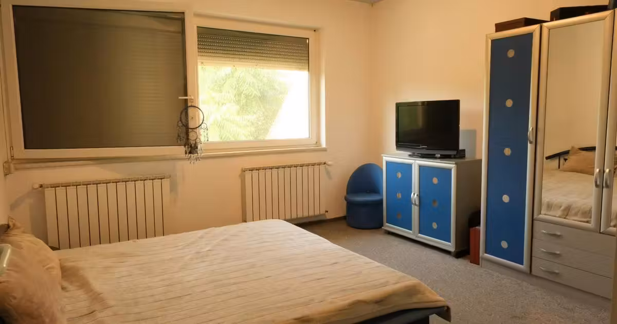 Casă de vânzare cu 6 camere în zona Lipovei, Timișoara