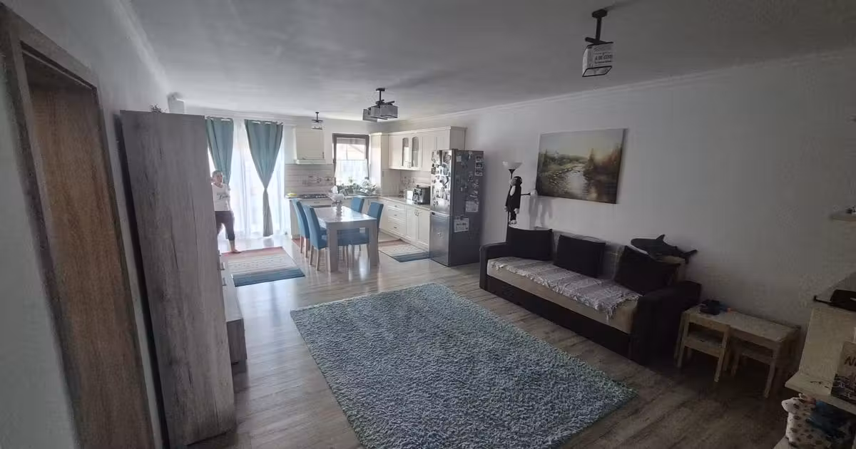 Apartament de vânzare cu 3 camere în zona Braytim, Timișoara