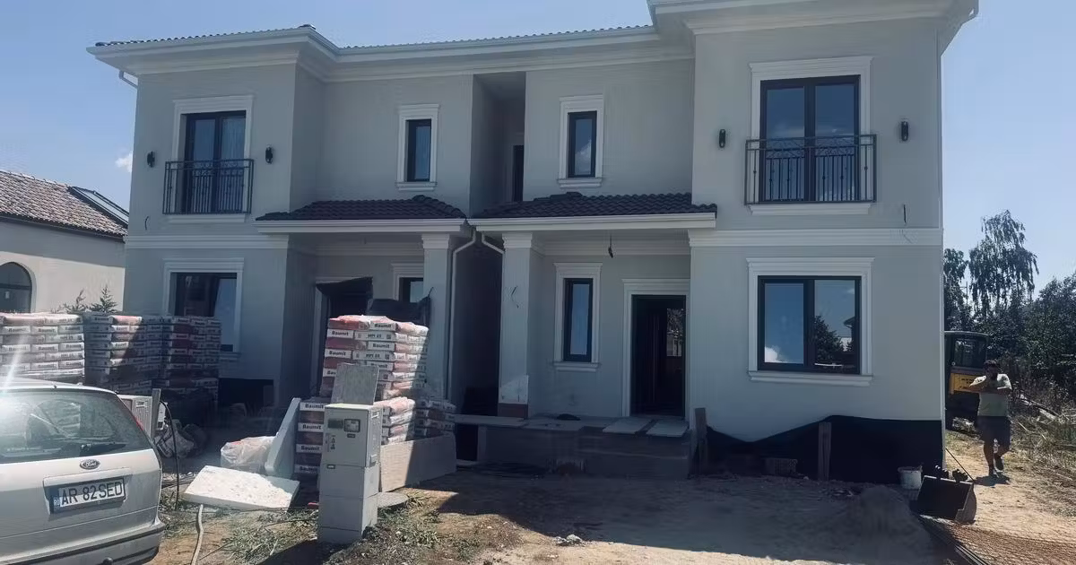Duplex de vânzare cu 4 camere în Dumbrăvița
