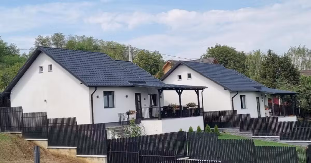 Casă individuală de vânzare cu 3 camere în zona Nord, Bacău