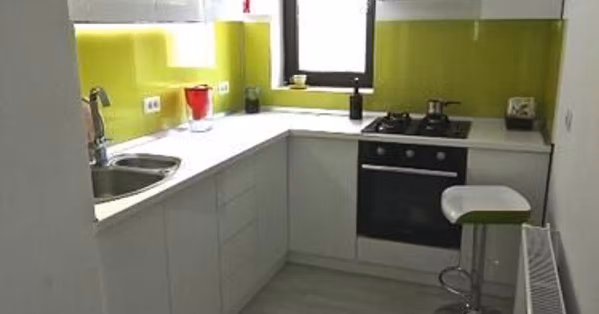 Apartament de vânzare cu 3 camere în zona Drumul Taberei, Sector 6