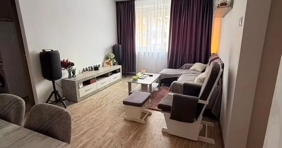 Apartament de vânzare cu 2 camere în zona Rogerius, Oradea