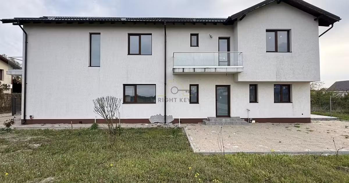 Duplex de vânzare cu 5 camere în Dragomirești-Deal
