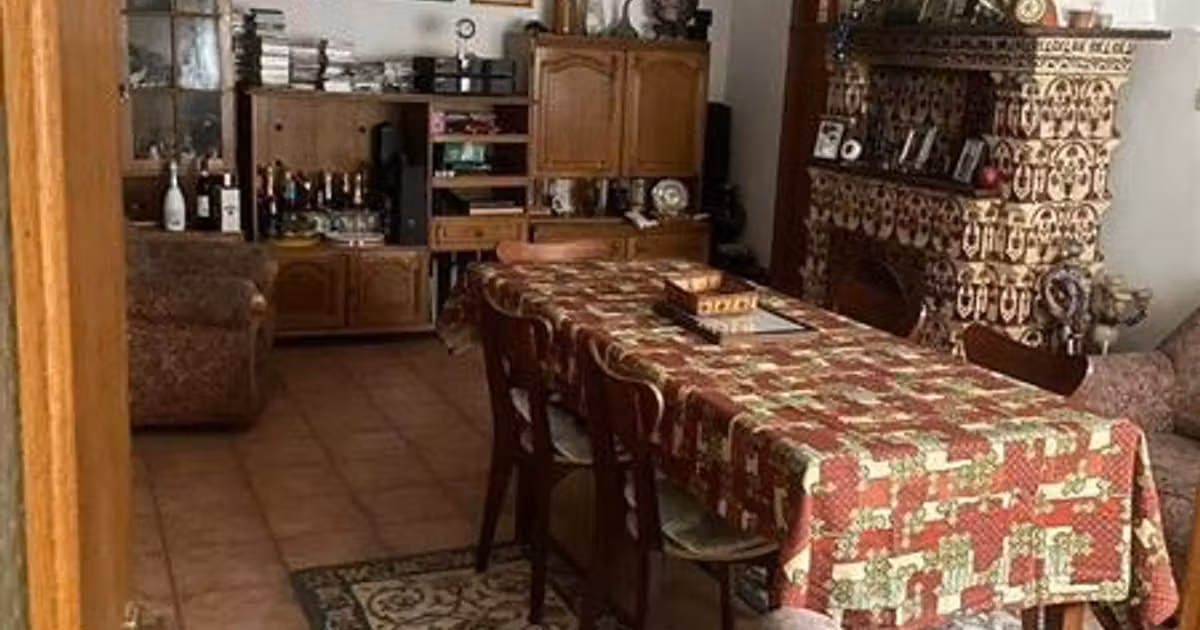 Casă individuală de vânzare cu 4 camere în zona Central, Ultracentral