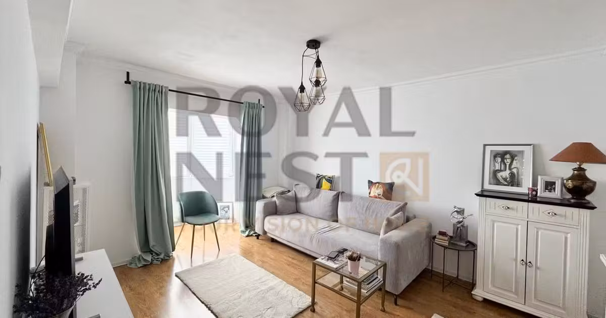 Apartament de vânzare cu 2 camere în zona Griviței, Brașov