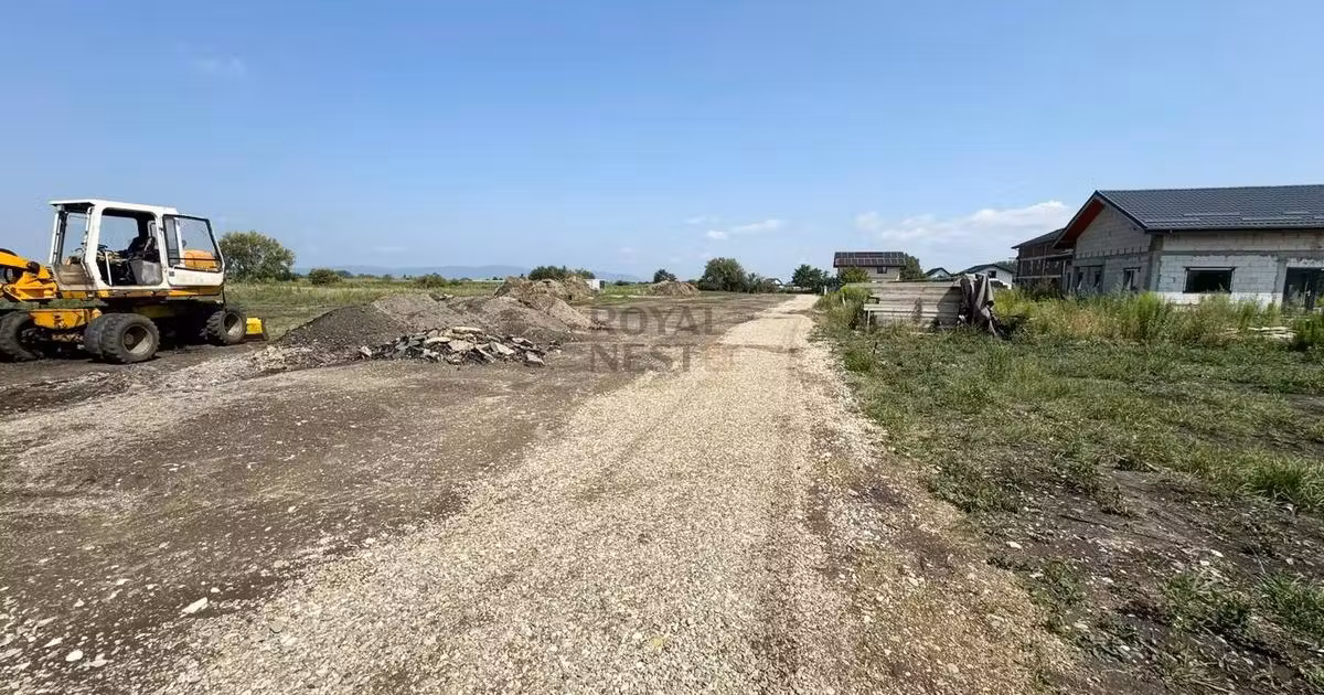 Teren agricol intravilan de vânzare de 4700 mp, în zona Stupini, Brașov