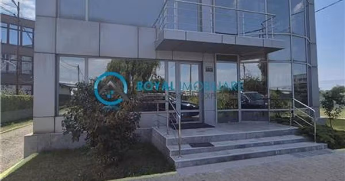 Birou de vânzare 366 mp în zona Vest, Ploiești