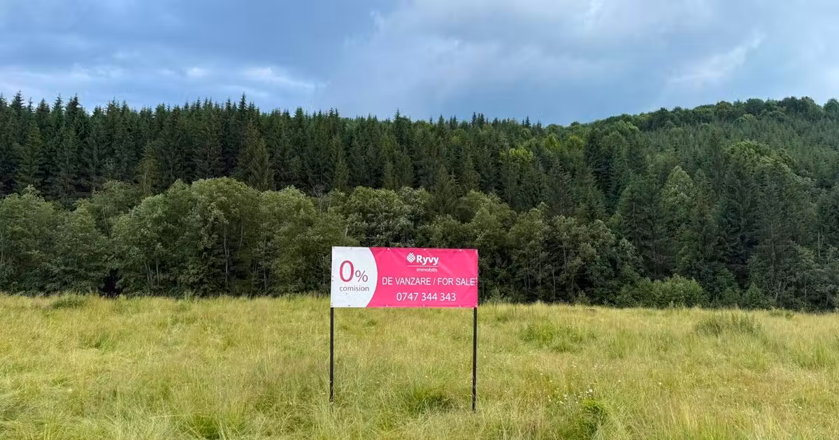 Teren Construcții intravilan de vânzare de 1000 mp, în Comandău