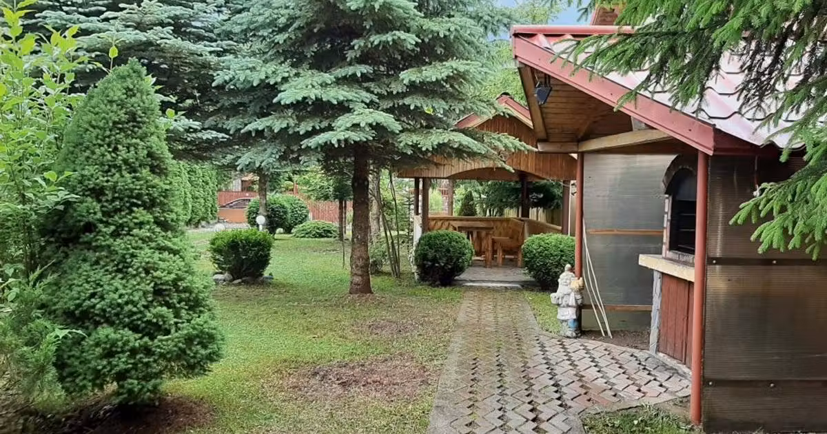 Casă de vânzare cu 4 camere în Bușteni