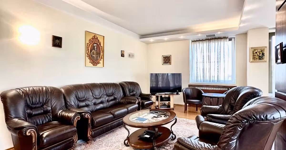 Apartament de vânzare cu 3 camere, mobilat în zona Primăverii, Sector 1