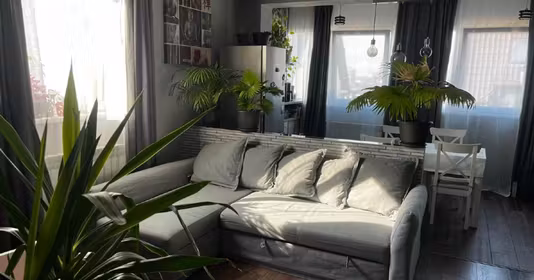 Apartament Titan
