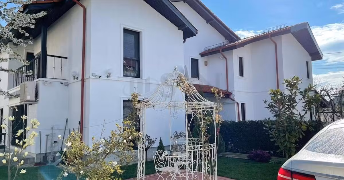 Casă individuală de vânzare cu 9 camere în zona Pipera, Sector 1