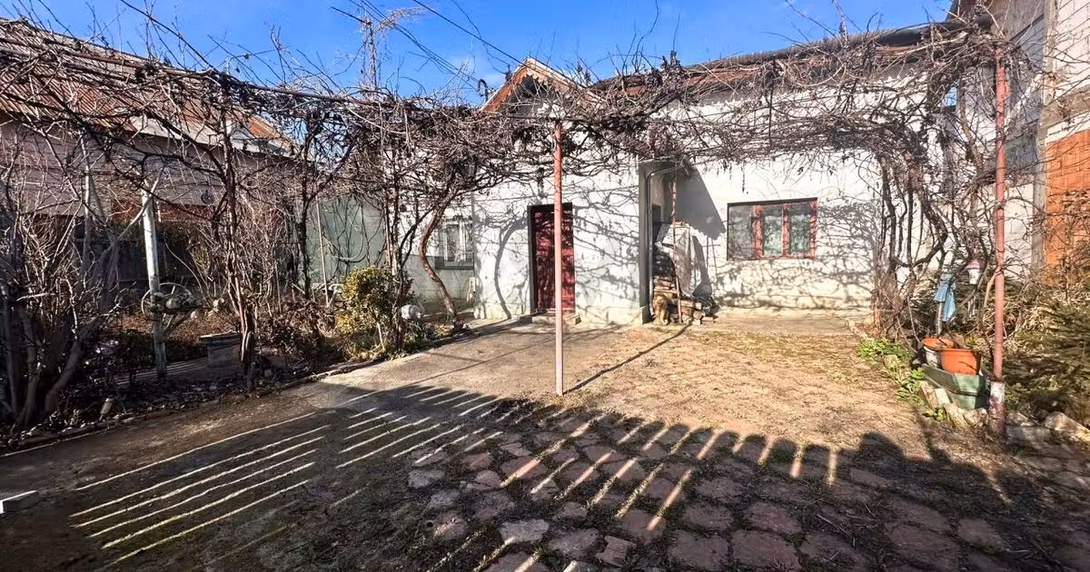 Casă individuală de vânzare cu 4 camere în Voluntari