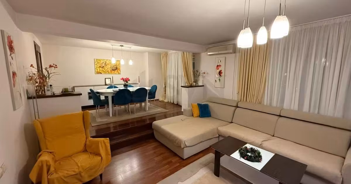 Casă individuală de vânzare cu 6 camere în zona Pipera, Sector 1