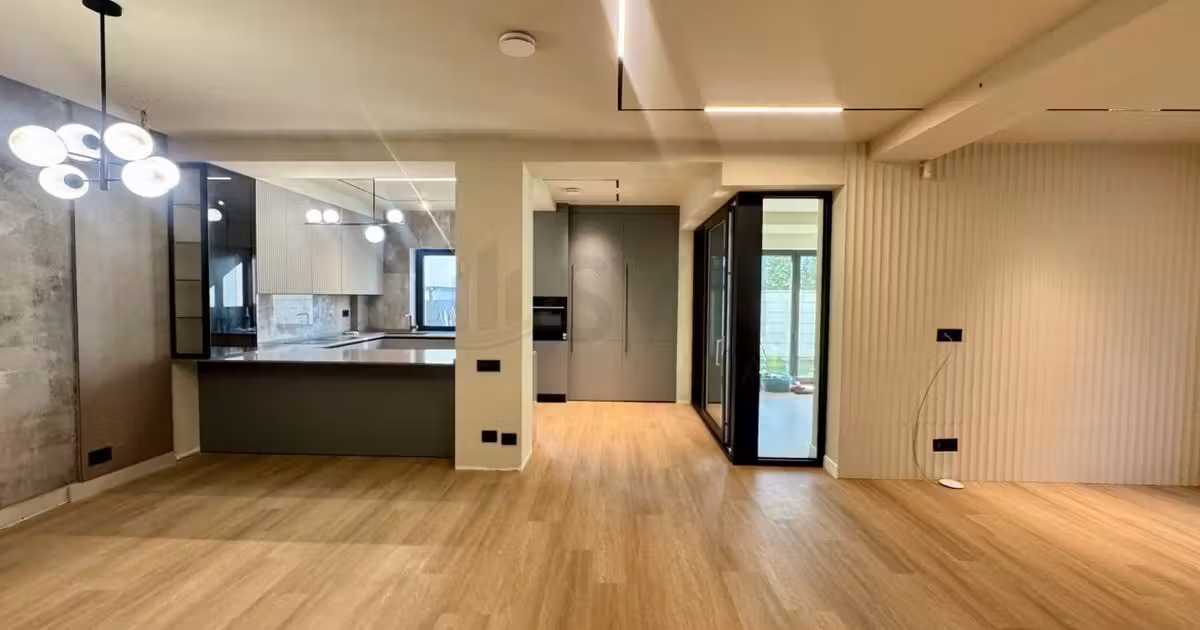Casă individuală de vânzare cu 5 camere în zona Băneasa, Sector 1