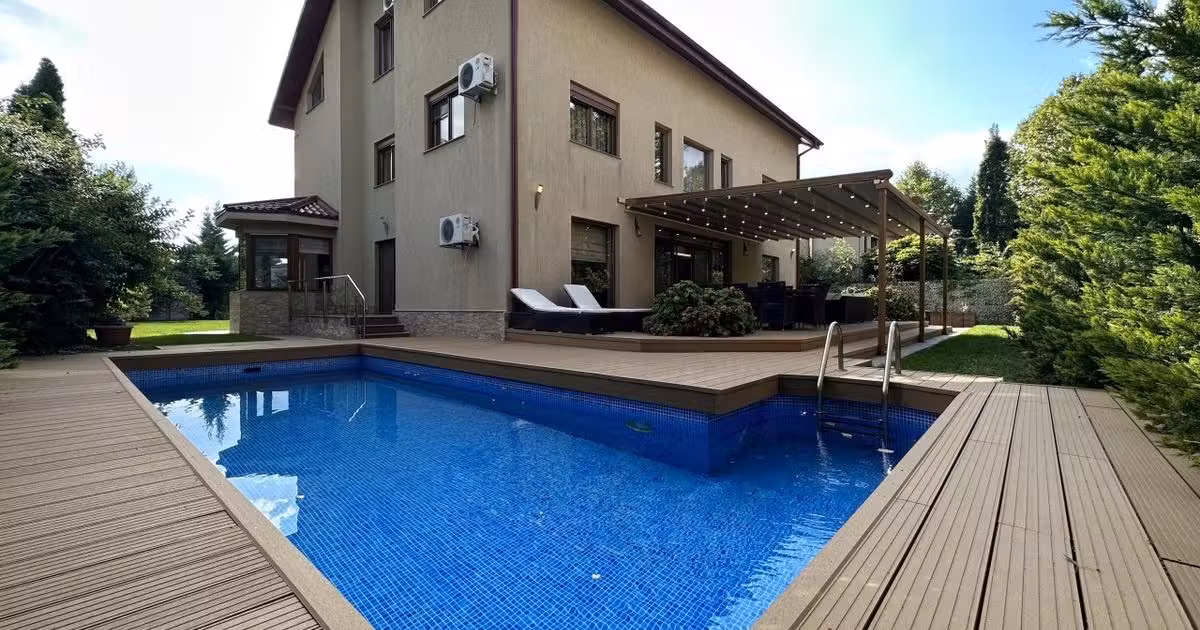 Casă individuală de vânzare cu 9 camere în zona Pipera, Sector 1
