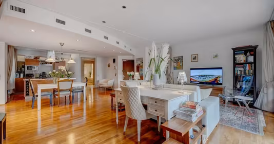 Apartament Primăverii