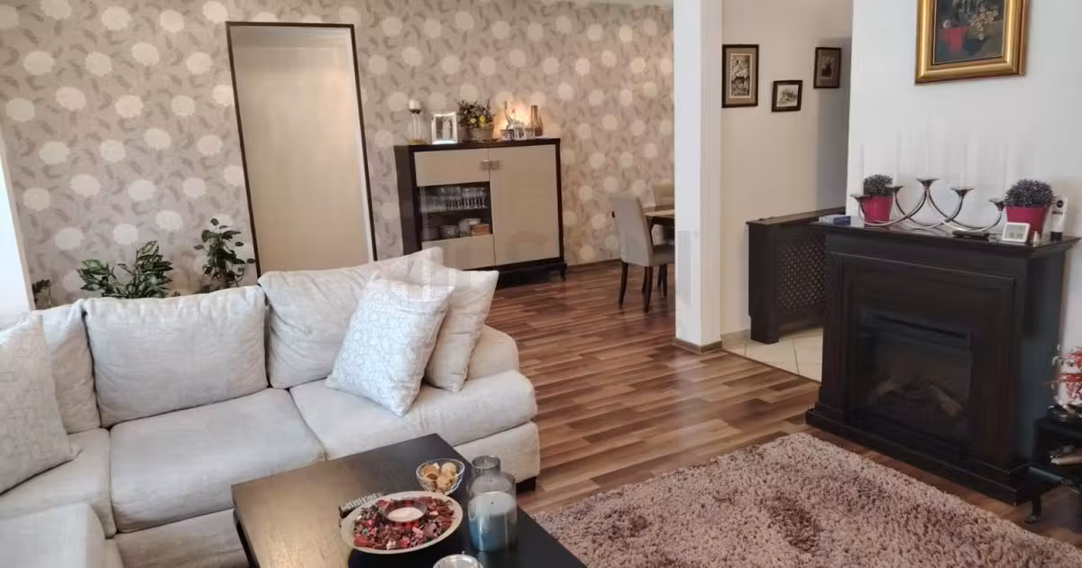 Casă individuală de vânzare cu 6 camere în Corbeanca
