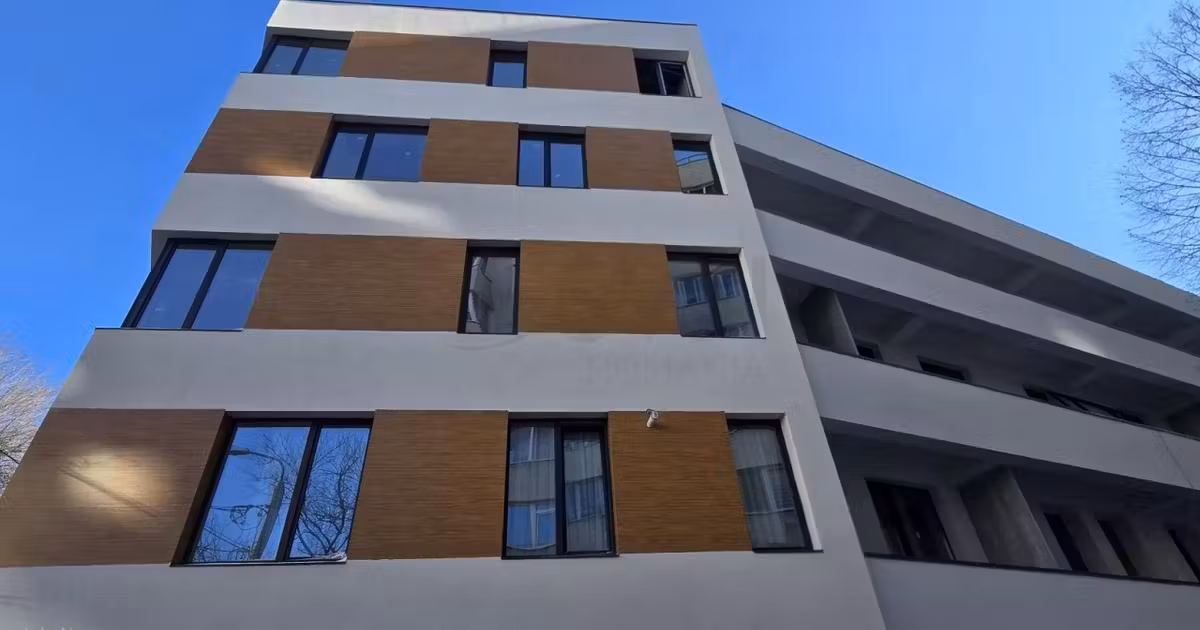 Apartament de vânzare cu 4 camere în zona Mihai Bravu, Sector 3