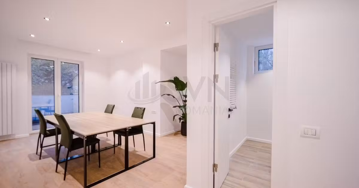 Apartament de vânzare cu 4 camere, mobilat în zona Victoriei, Ultracentral
