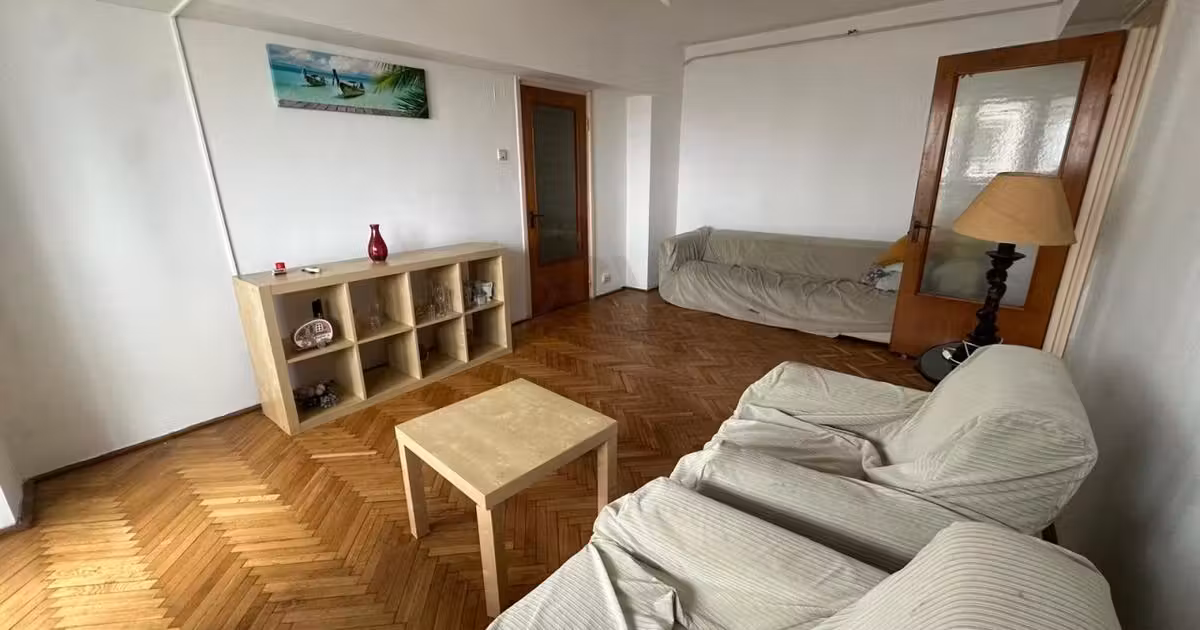 Apartament de vânzare cu 3 camere în zona 1 Mai, Sector 1