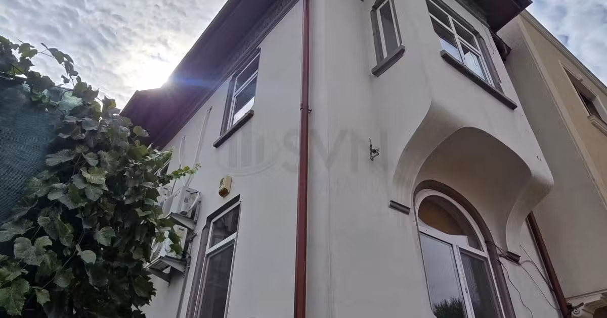 Casă individuală de vânzare cu 7 camere în zona Moșilor, Sector 2