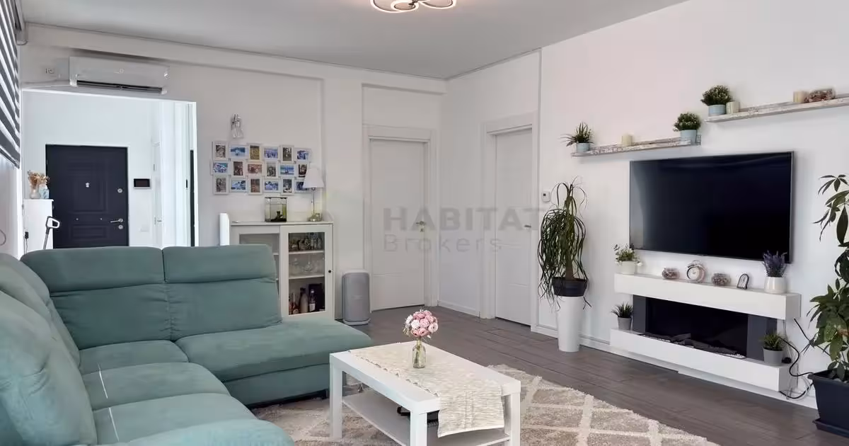 Casă individuală de vânzare cu 3 camere, mobilată în Tunari