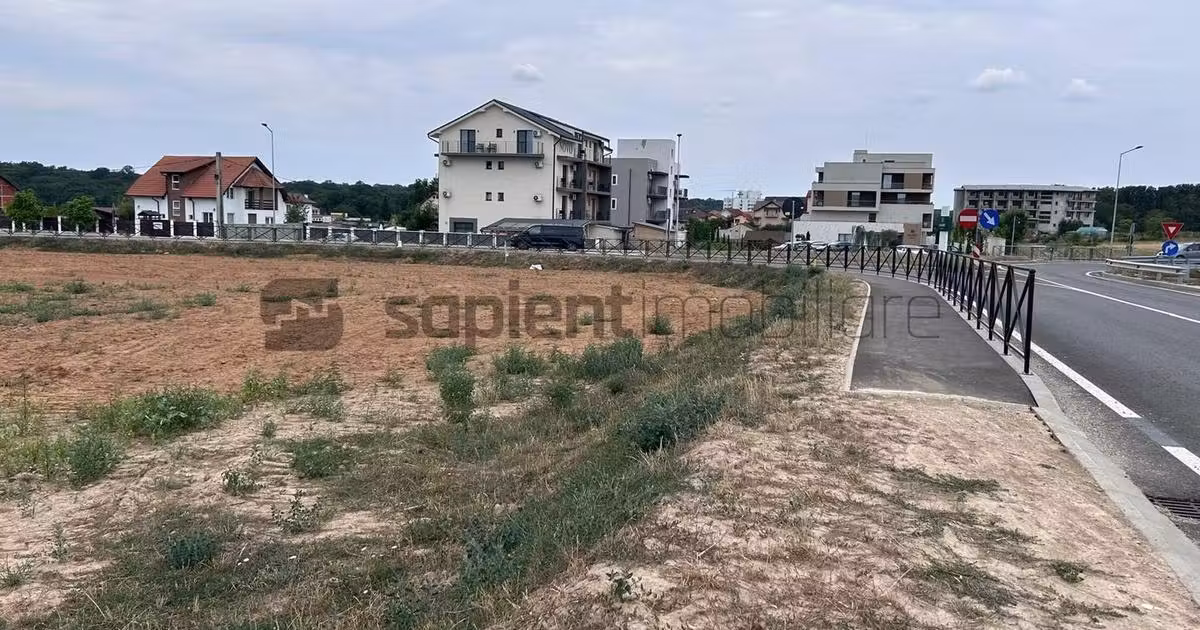 Teren agricol intravilan de vânzare de 1629 mp, în Haieu