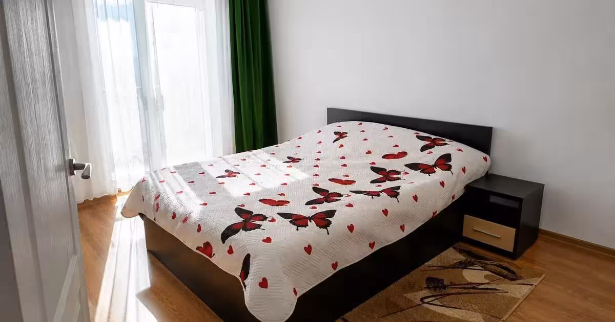 Apartament de vânzare cu 3 camere, mobilat în Florești